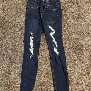 Ladies skinny denim with distressing